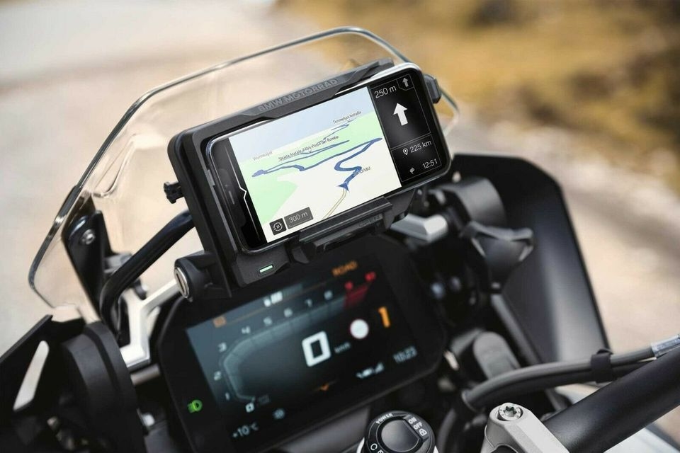 BMW Motorrad ConnectedRide Cradle Smartphone Halterung