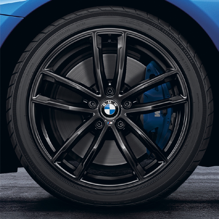 BMW 5er G30 G31 Winter Komplettradsatz Doppelspeiche Schwarz Uni 662M